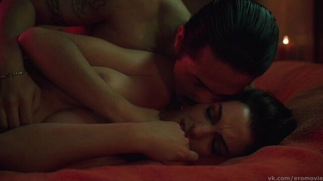 Sex Scene With Anne Hathaway